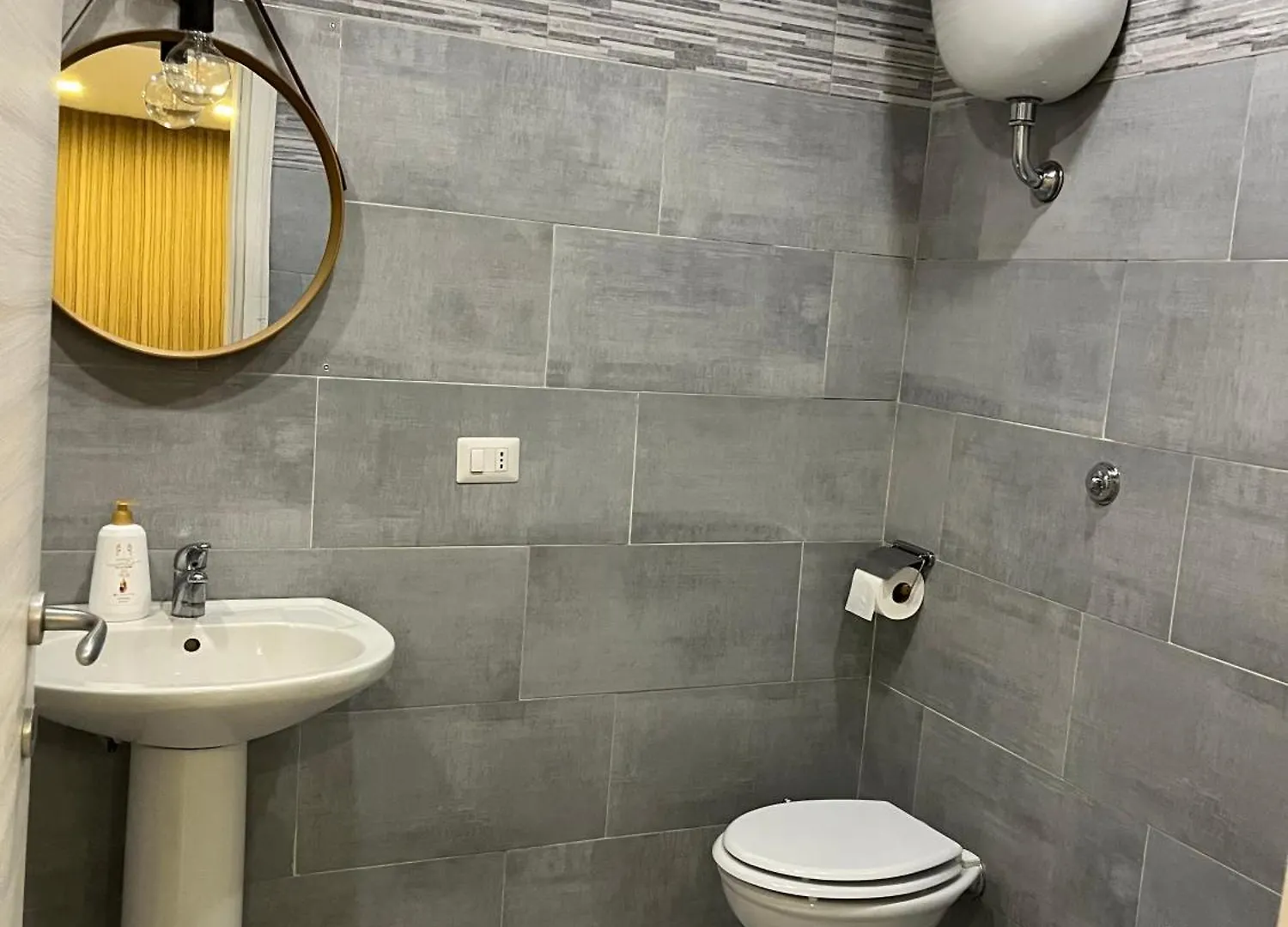 Bed & Breakfast Bed and Breakfast Bassetto 013 Napoli
